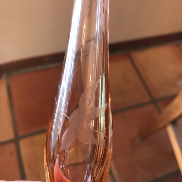 FOUR ANTIQUE BUD VASES - Picture 10 of 15